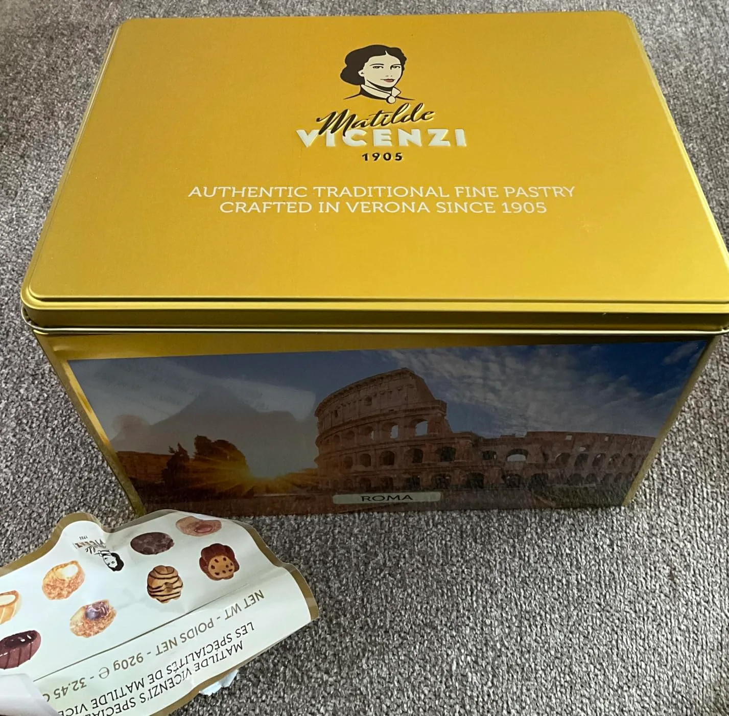 Customer photo of elegant cookie box with assorted gourmet cookies displayed inside